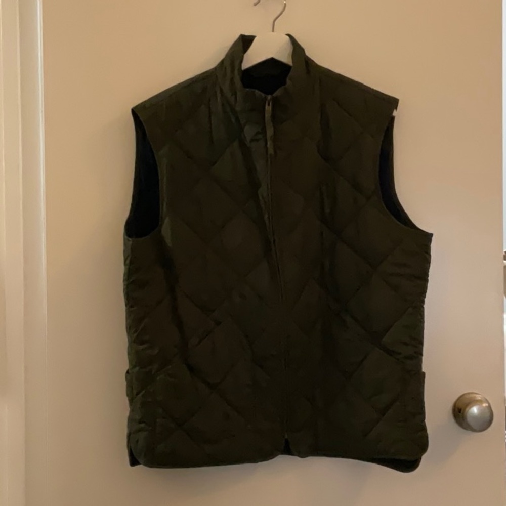 Green Vest. Size L